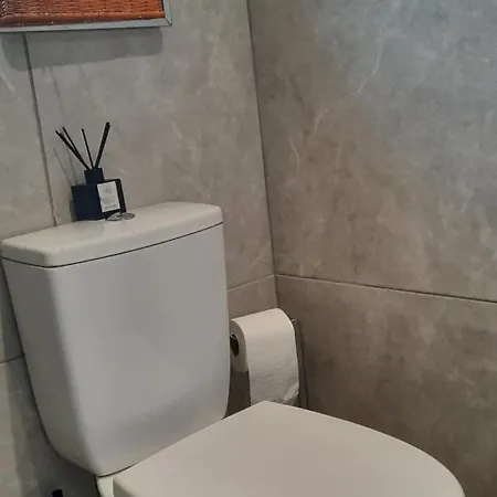 Πανσιόν Private Bedsit At Newcastle Γκάλγουεϊ